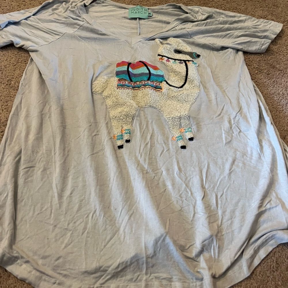 Judith march medium tee - Picture 4 of 8